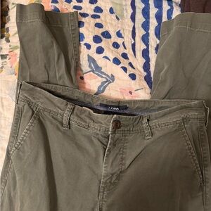 Aeropostale Men's Khaki Chinos